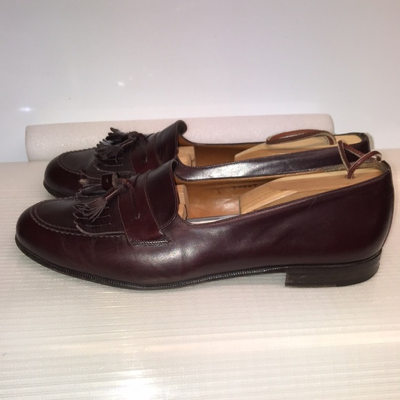 Salvatore Ferragamo Burgundy Tassel Loafer - Picture 1 of 9